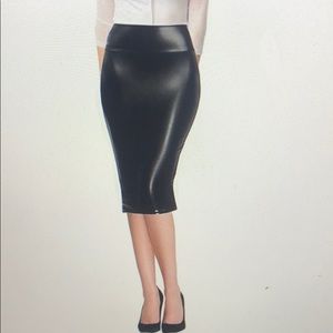 High waist faux leather skirt